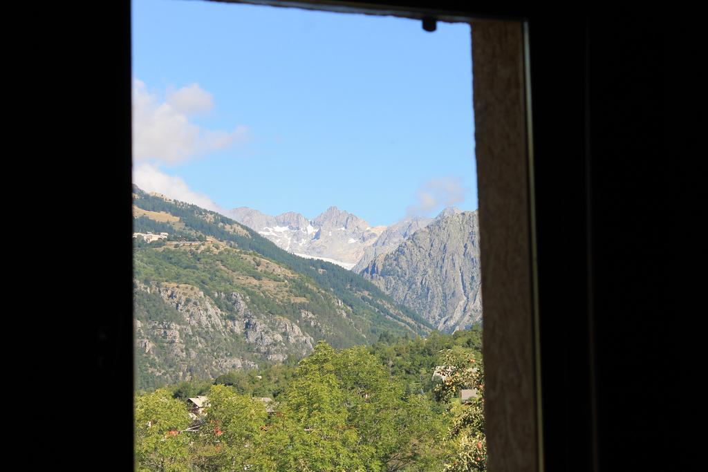 B&B La Borella Casa Conti Vallouise Esterno foto